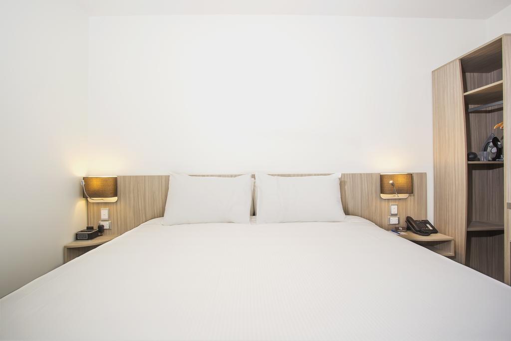 Executive Queen Room High Floor